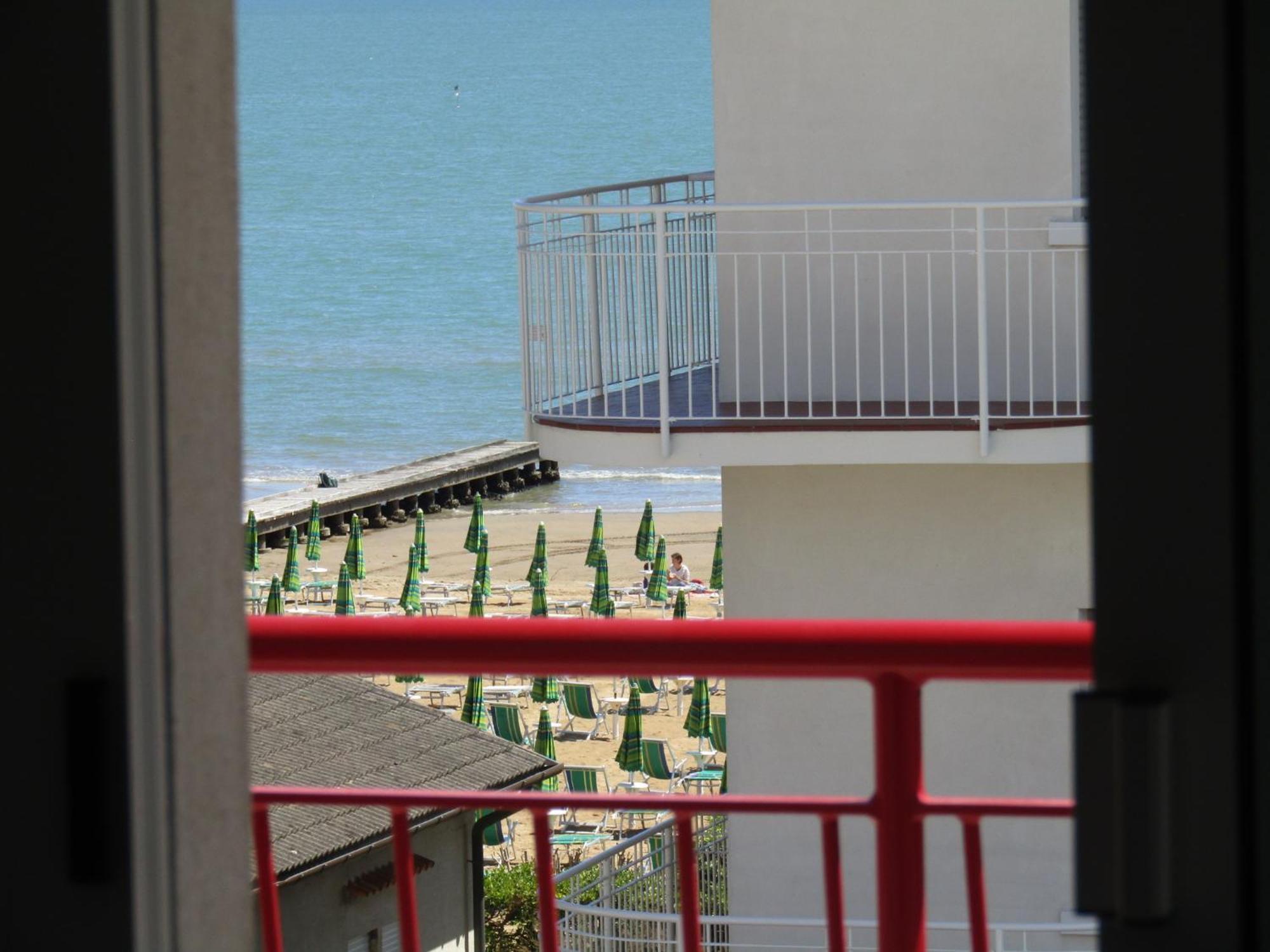 Hotel Atene Lido di Jesolo Exteriér fotografie